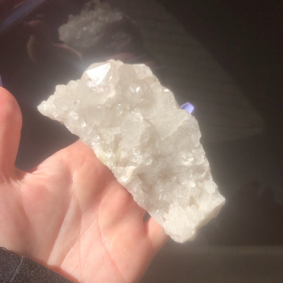 Large Clear Quartz Cluster, Natural Quartz Crystal Stone, Spiritual Hole Decor - Picture 9 of 11